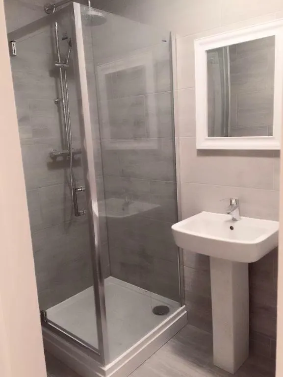 Abbey Wood Station Five Bedroom Self Contained House Verenigd Koninkrijk
