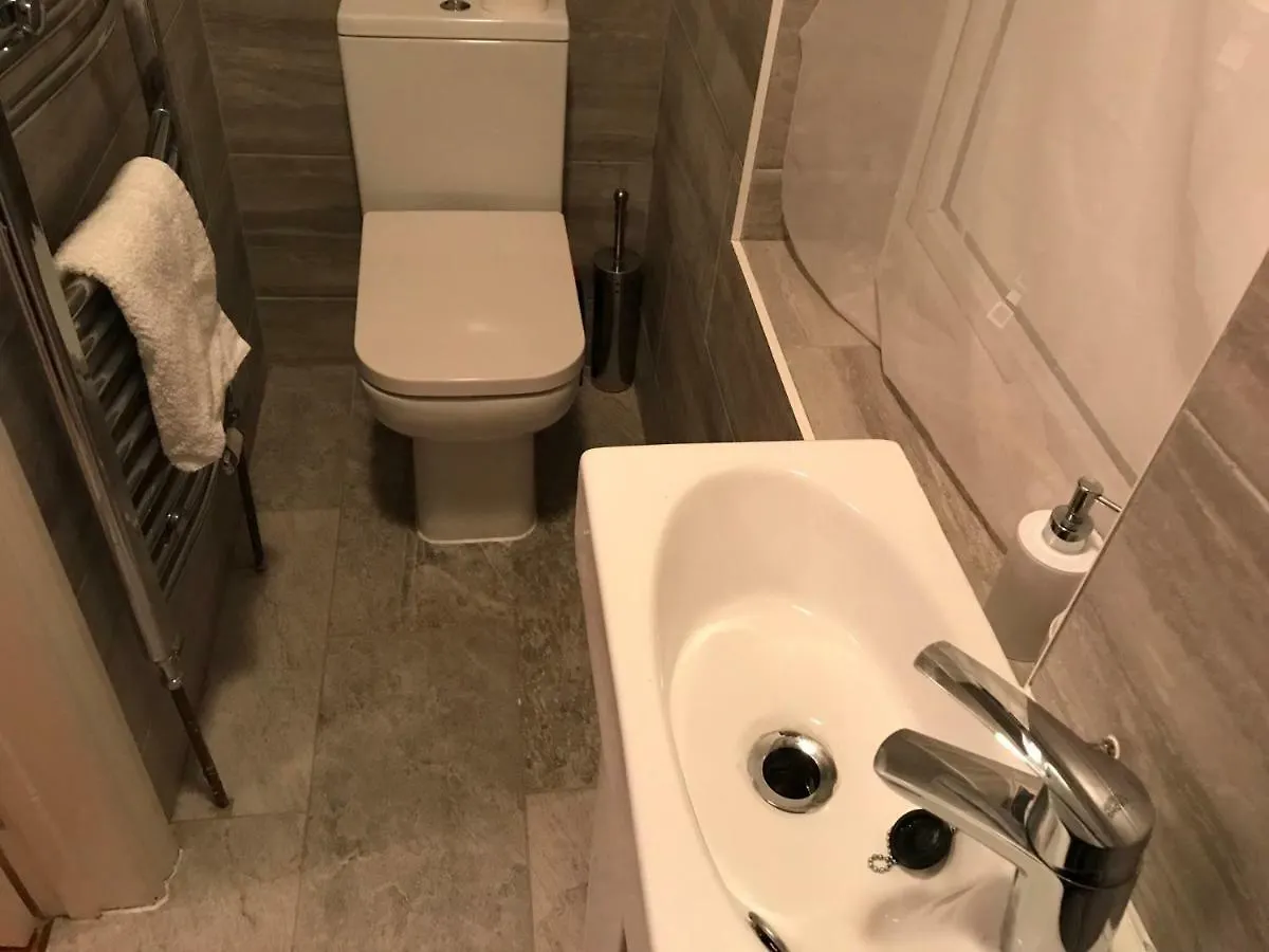 Gasthuis Abbey Wood Station Five Bedroom Self Contained House